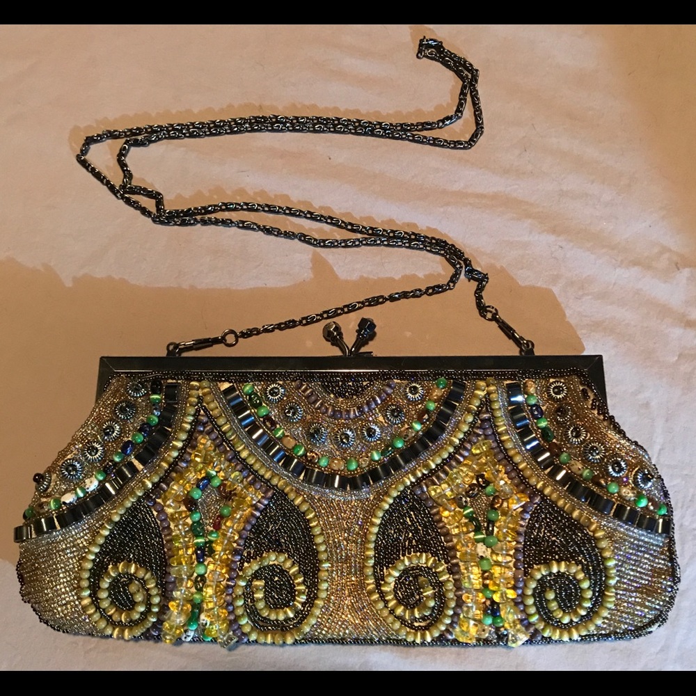 Embellished Vintage Style Clutch\Shoulder Purse.